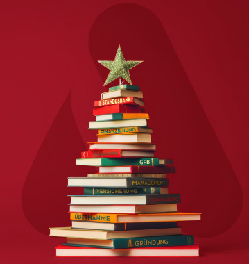 Bücherstapel als Weihnachtsbaum